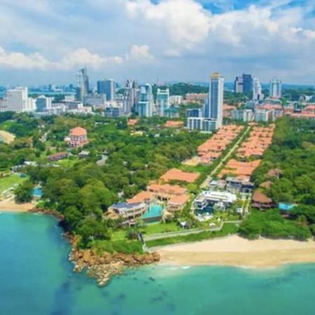 Majestic Residence Pool Villas X Gsg Патая Екстериор снимка