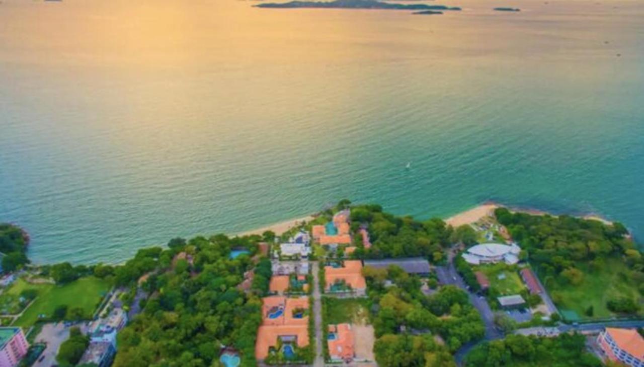 Majestic Residence Pool Villas X Gsg Патая Екстериор снимка